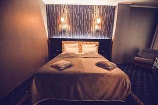 Отель Hotel Spa Ice Resort Тимишоара Улучшенный двухместный номер с 1 кроватью 4*-5